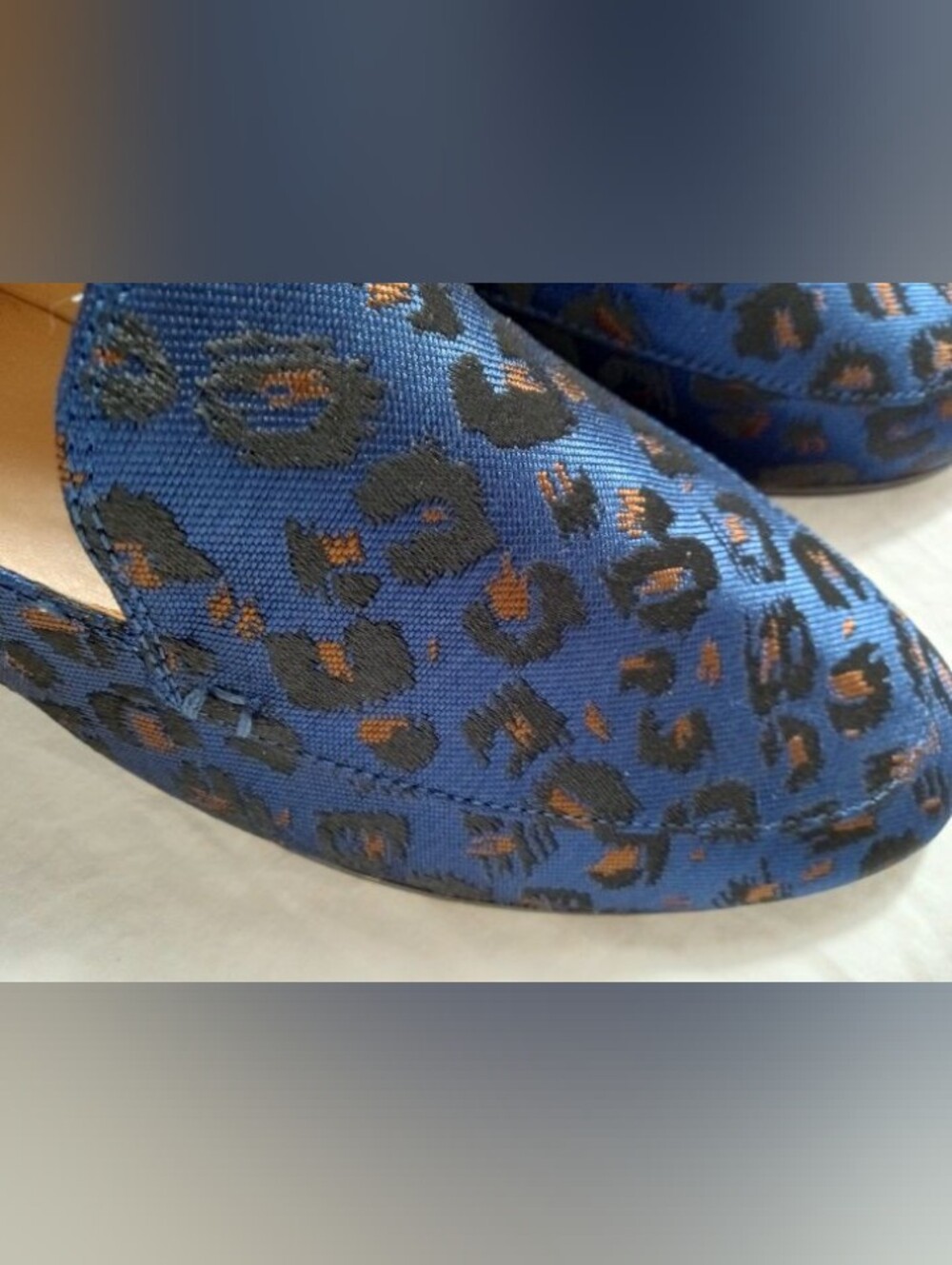 Women's Banana Republic Blue Metallic Animal Print Loafer Flat Shoes sz 8 - Picture 5 of 7